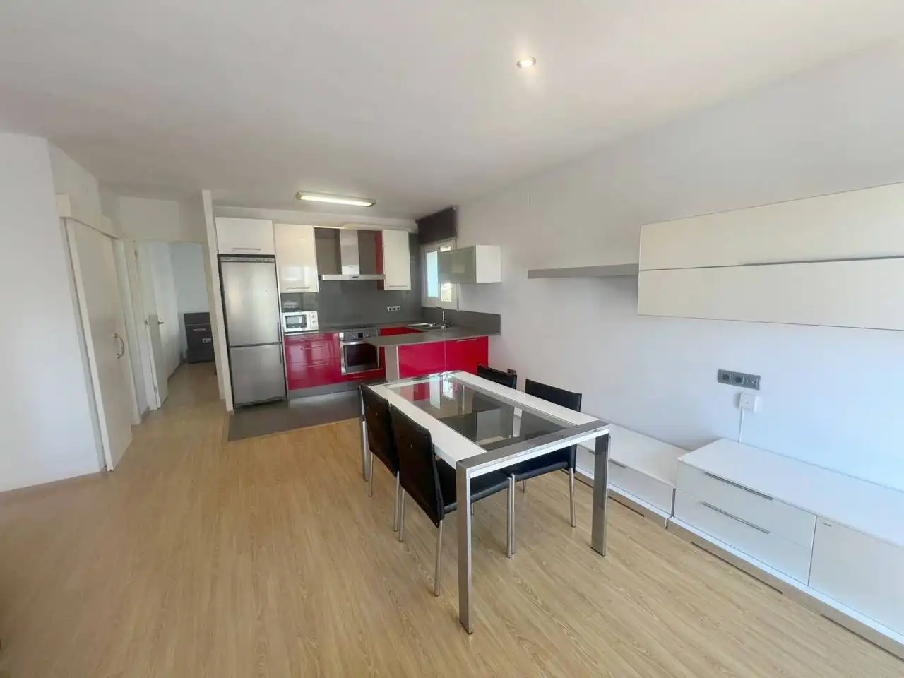 Cuina de Pis en venda en Cubelles amb Aire condicionat, Calefacció i Terrassa