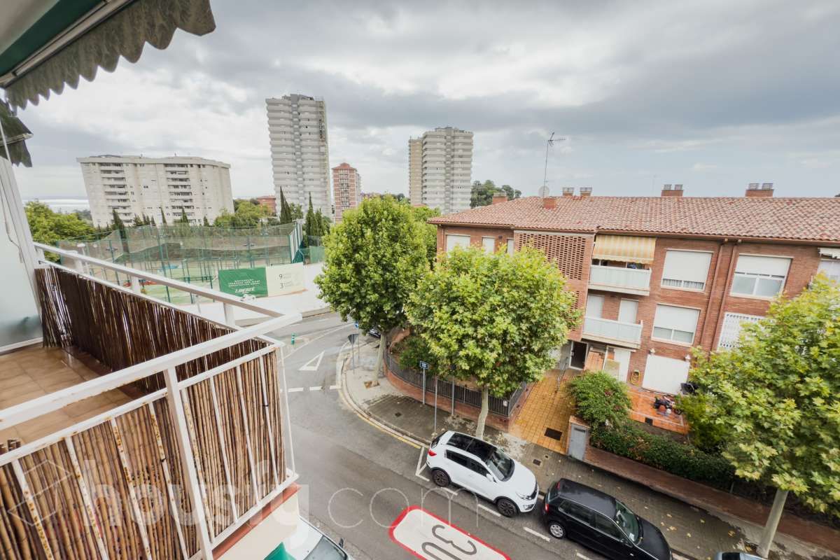Vista exterior de Piso en venta en Montgat con Aire acondicionado y Terraza