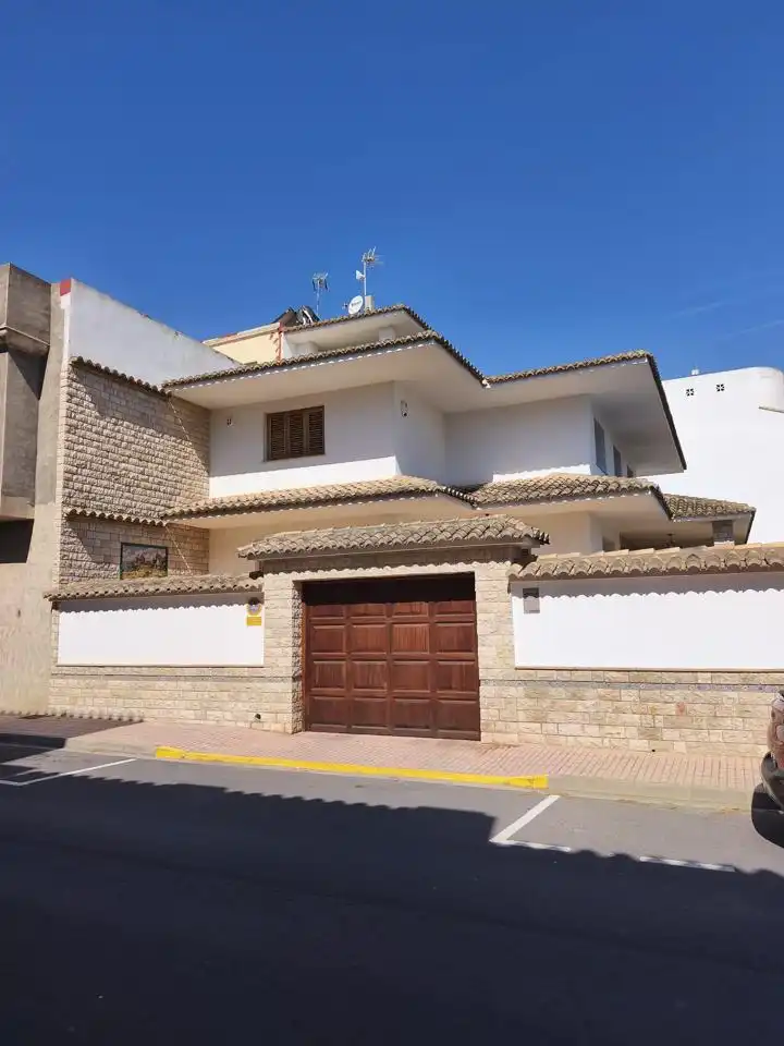 Vista exterior de Casa o chalet en venta en Favara con Jardín privado, Terraza y Piscina