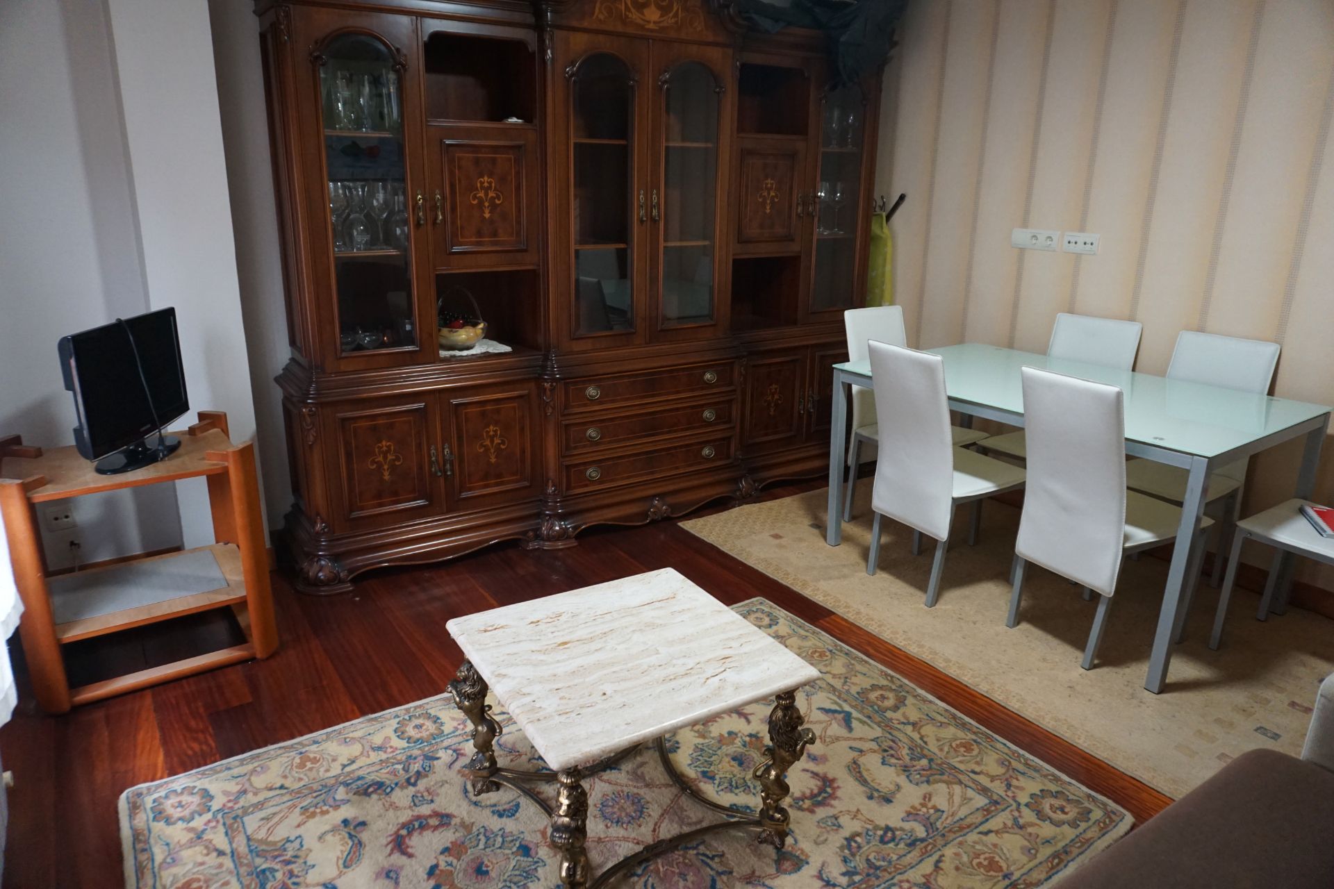 Dining room of Flat for sale in Basauri   with Heating, Furnished and Balcony