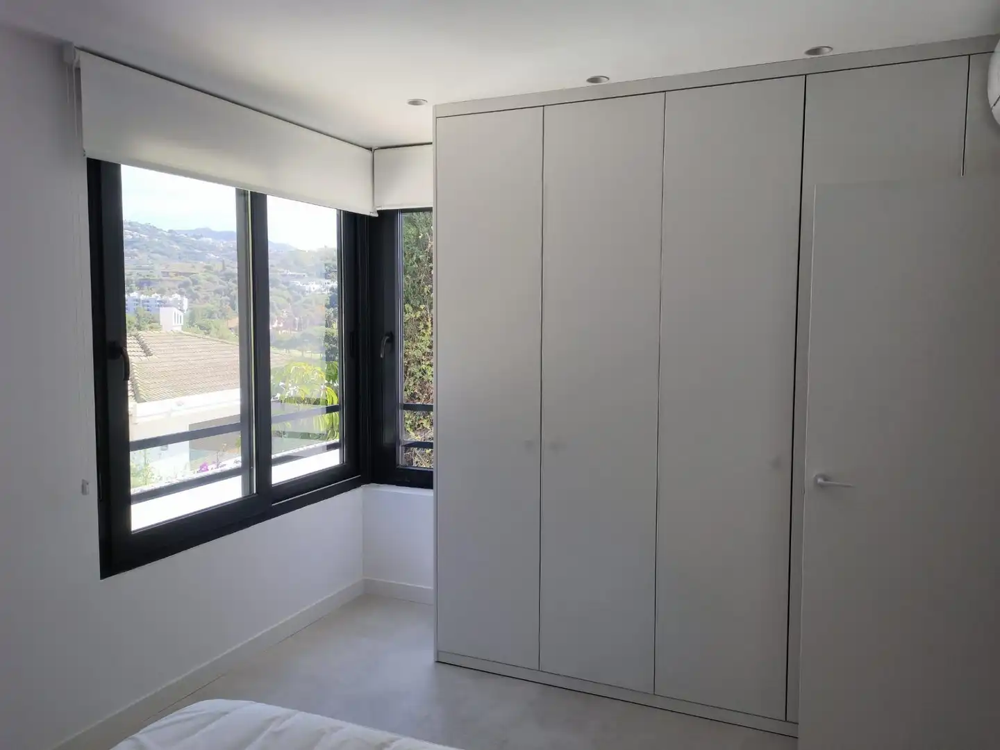 Bedroom of Flat for rent in Marbella  with Air Conditioner, Heating and Terrace