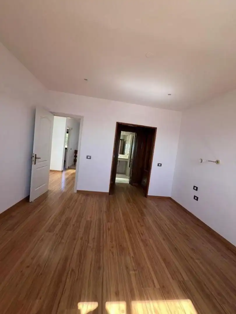 Dormitori de Casa adosada en venda en El Rosario amb Jardí privat i Terrassa