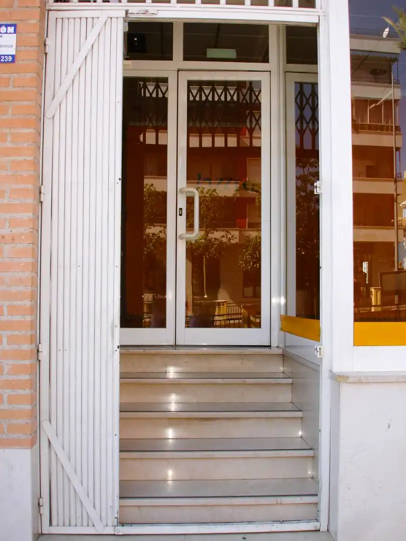 Local de alquiler en Totana con Aire acondicionado y Parquet
