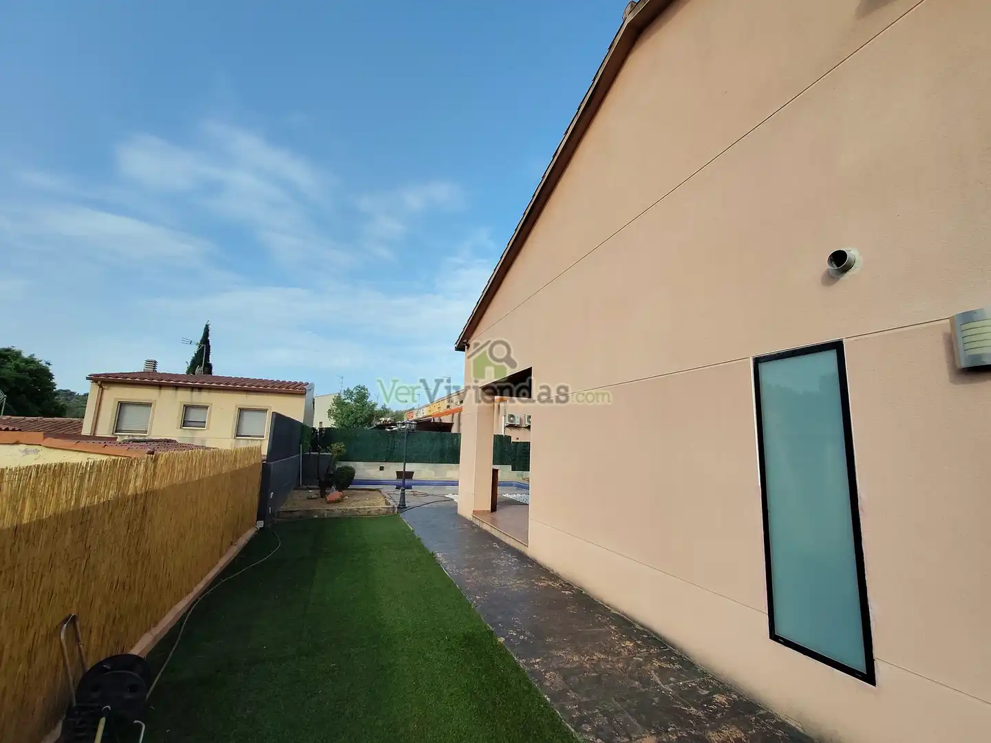 Vista exterior de Casa o xalet en venda en Collbató amb Aire condicionat, Calefacció i Jardí privat