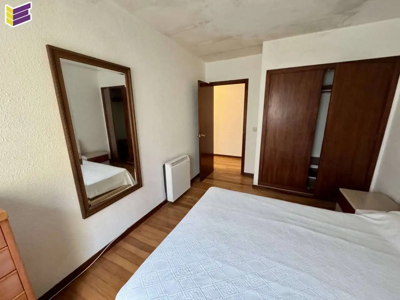Habitación de Piso en venta en Baiona con Calefacción, Parquet y Amueblado