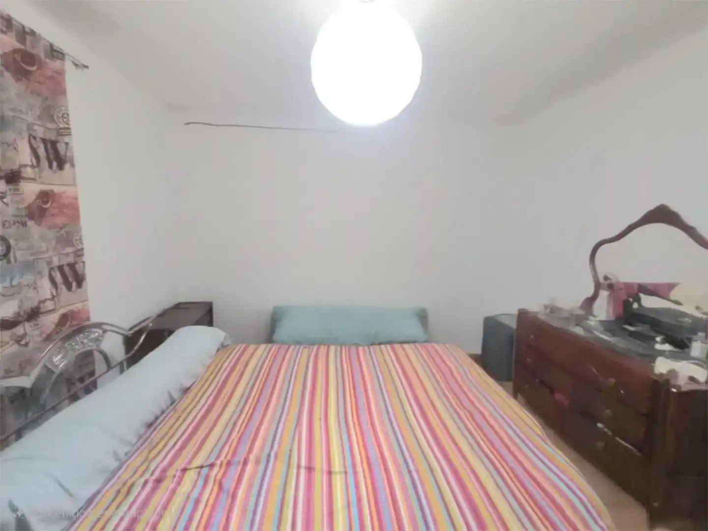 Dormitori de Casa adosada en venda en Linares