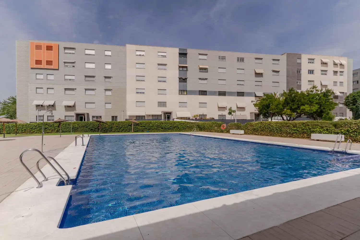 Swimming pool of Flat for sale in Alhendín  with Air Conditioner, Parquet flooring and Storage room