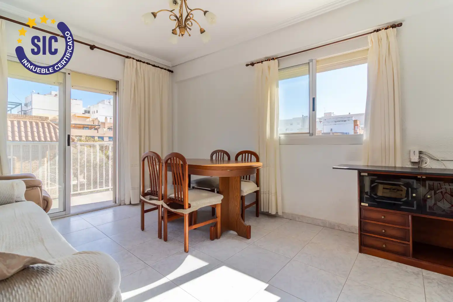 Comedor de Piso en venta en Sagunto / Sagunt con Terraza