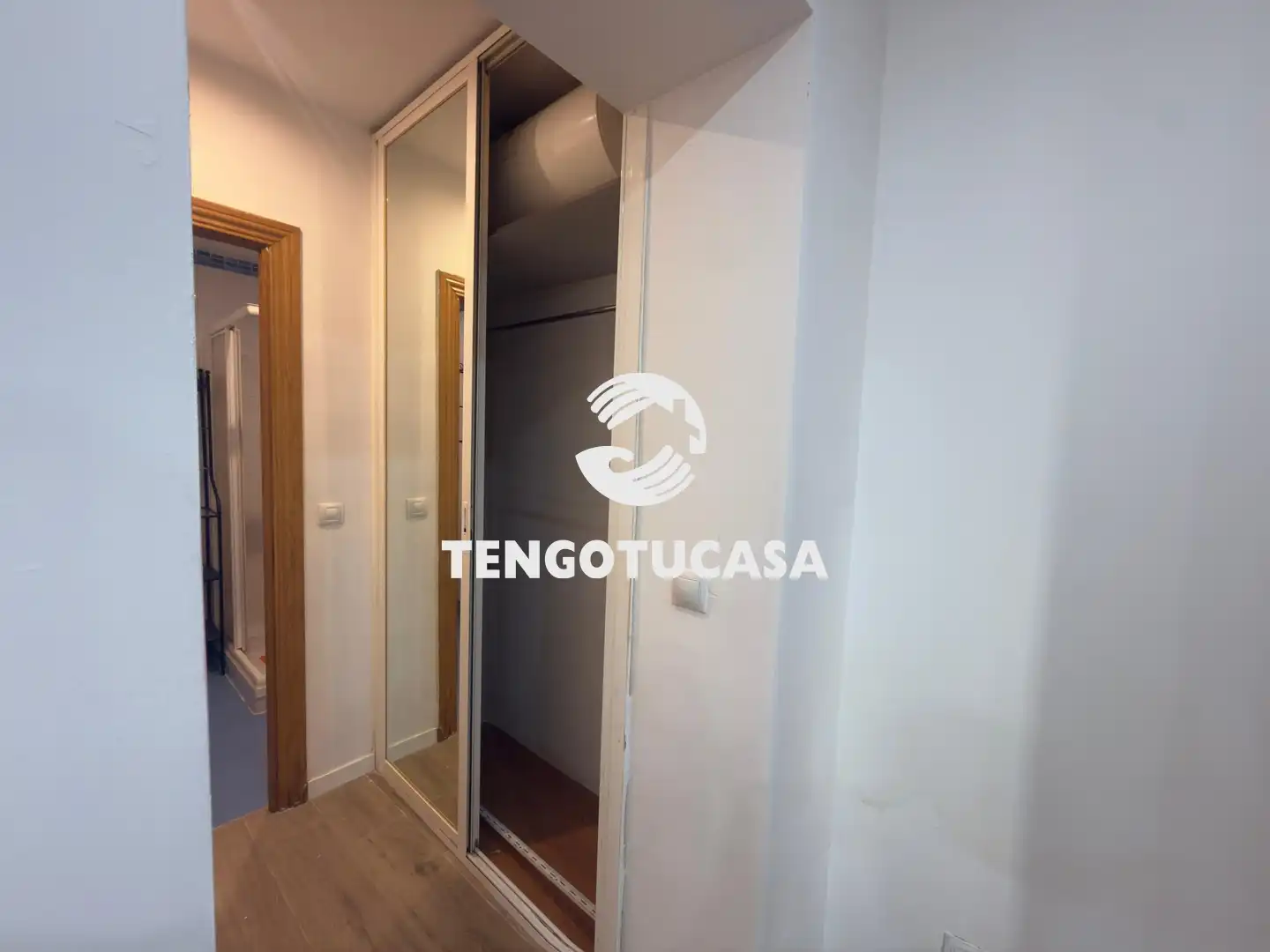 Bedroom of Flat for sale in Madrid