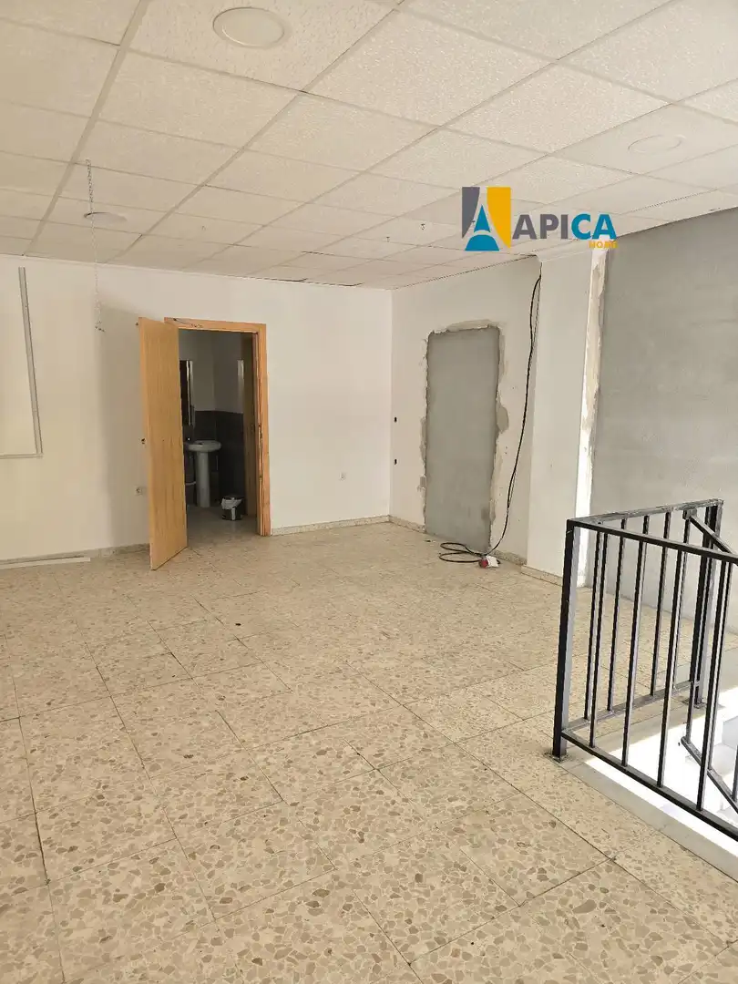 Commercial properties for sale in La Línea de la Concepción