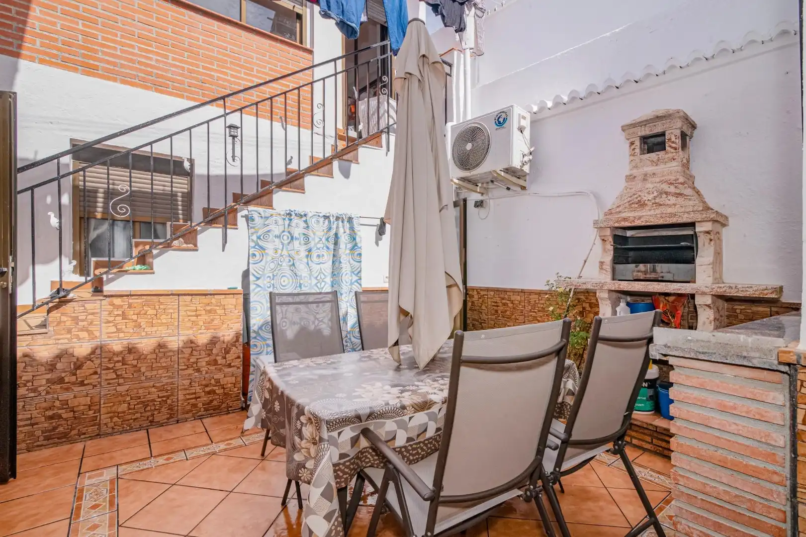 Casa con terraza en venta en Calle MANILA, imagen 10