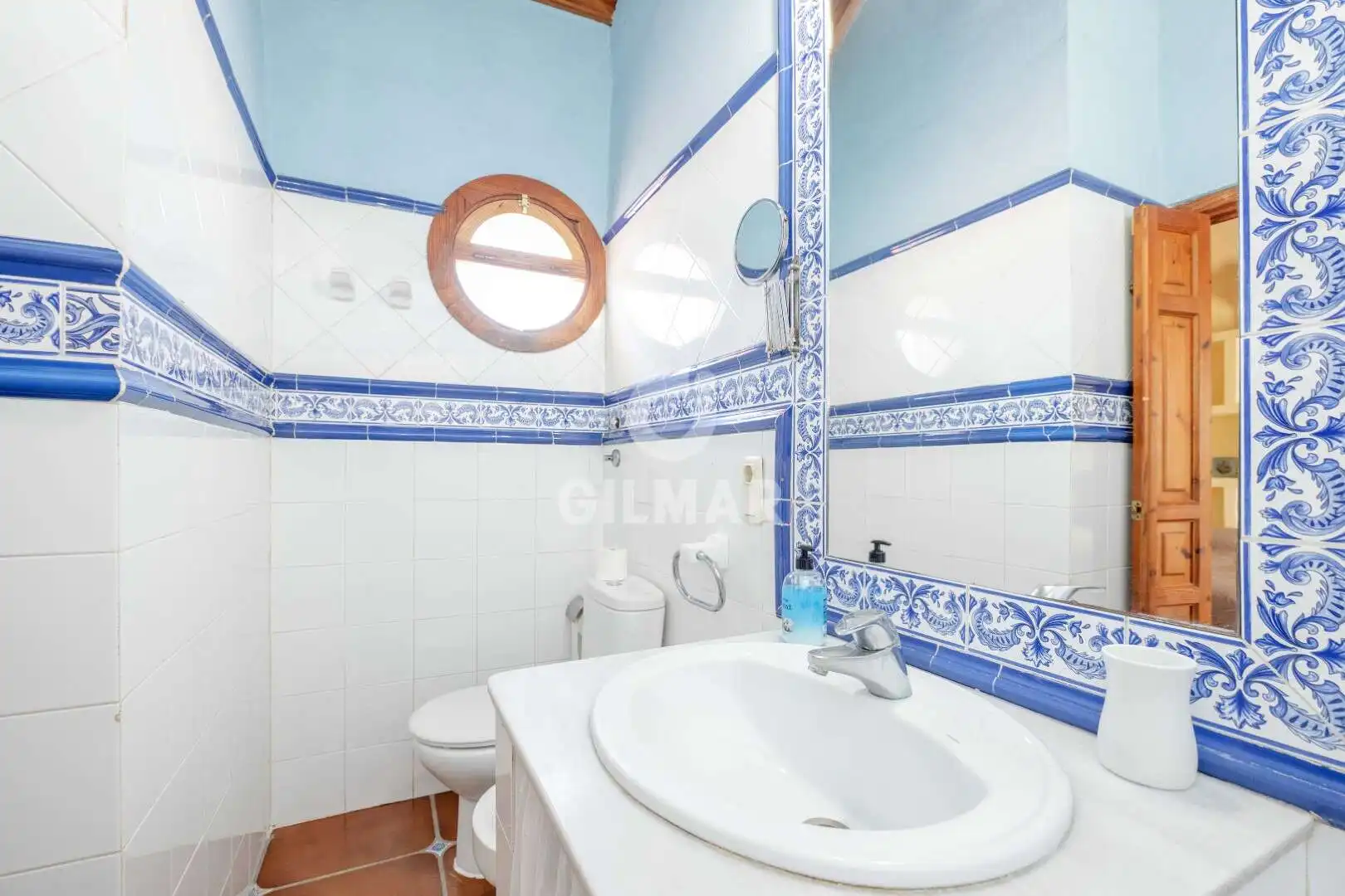Bathroom of Houses for sale in Villamartín  with Heating, Private garden and Swimming Pool