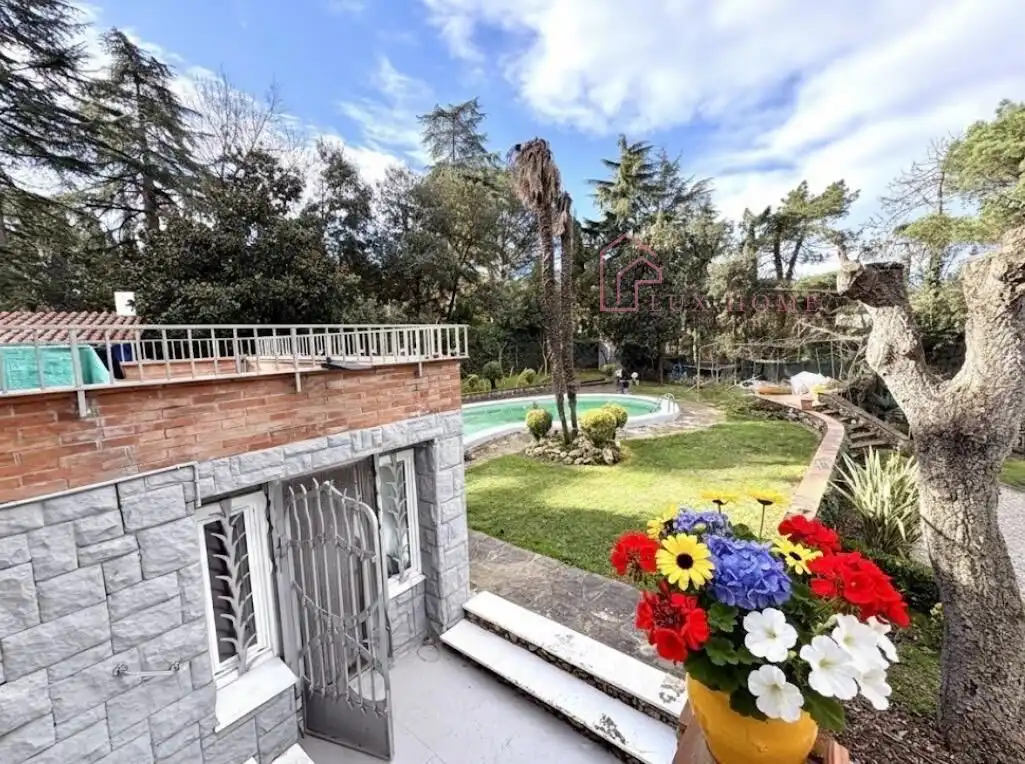 Villa con piscina in vendita a Vilanova del Vallès, imagen 4