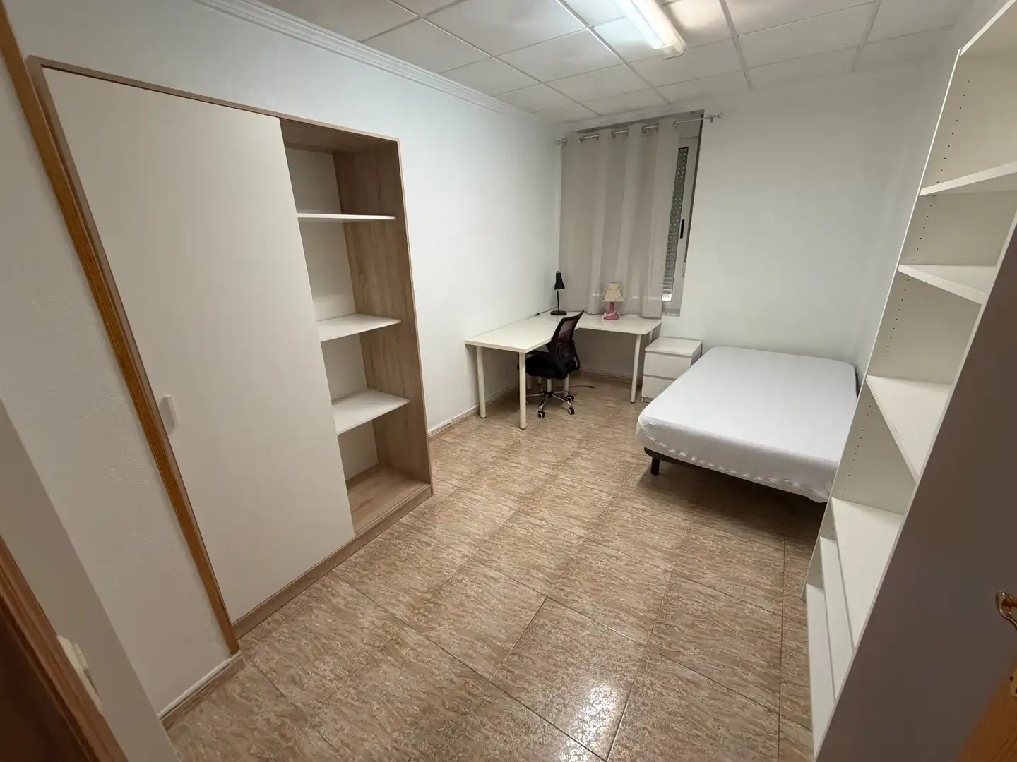 Flat for rent in Calle Escritor Sánchez Moreno, 1, Santa María de Gracia