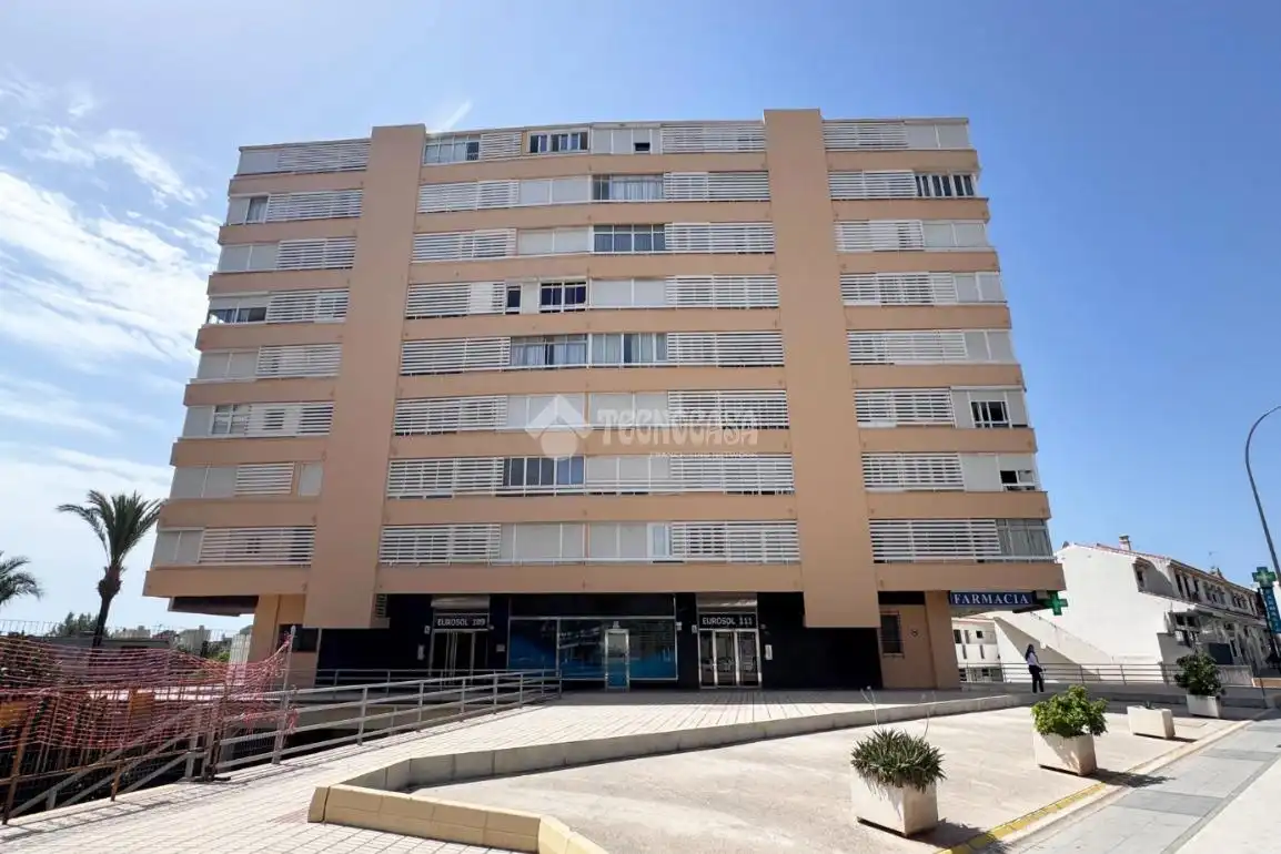 Außenansicht von Geschaftsraum zur Miete in Torremolinos mit Klimaanlage, Heizung und Alarm