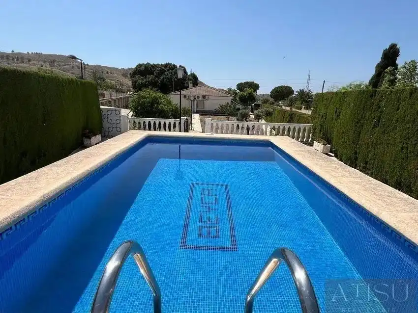 Casa amb piscina en venda a Urbanizacion Pisnella s/n, imagen 3