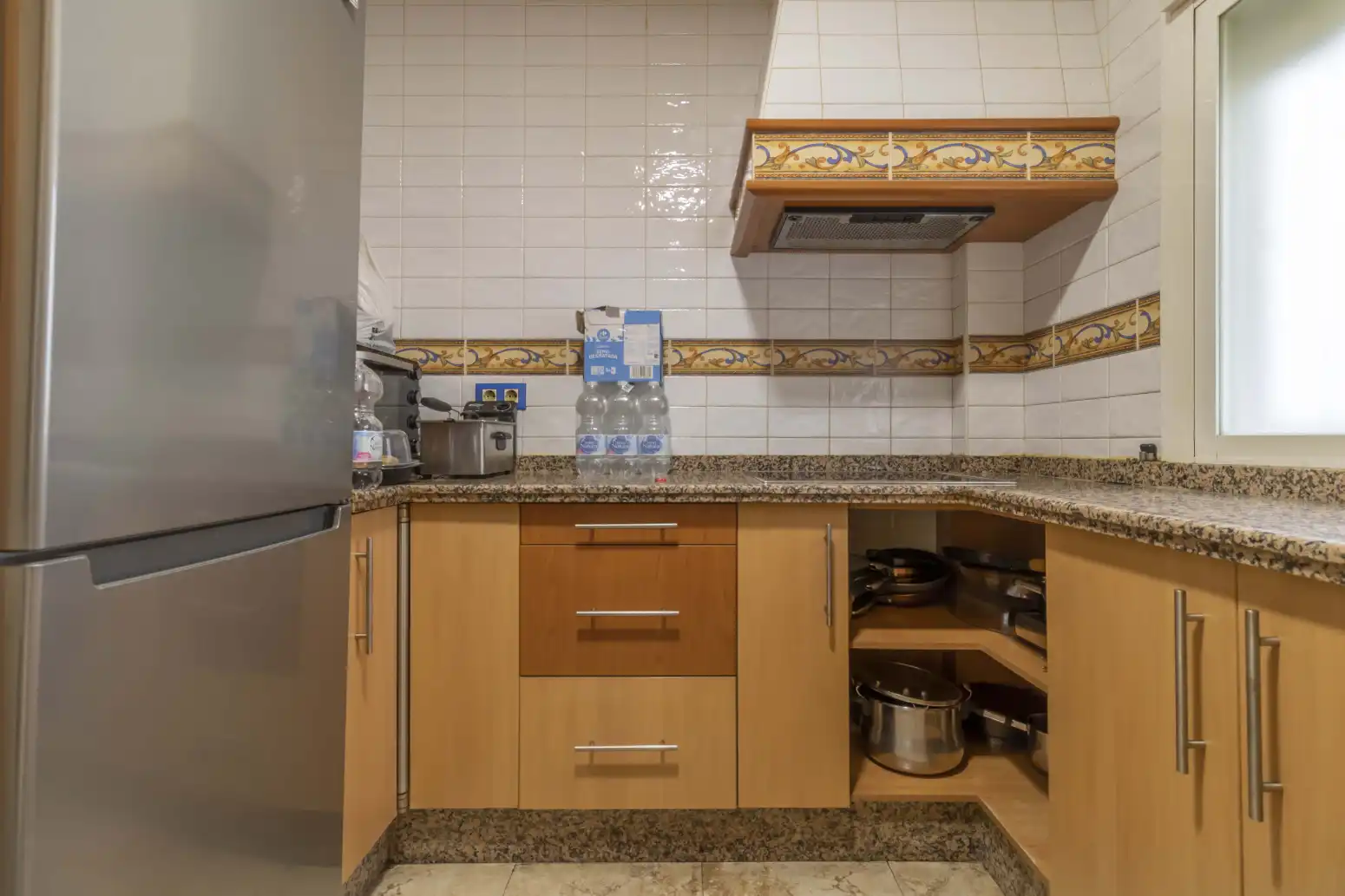 Cocina de Piso en venta en Sevilla con Aire acondicionado, Jardín privado y Piscina