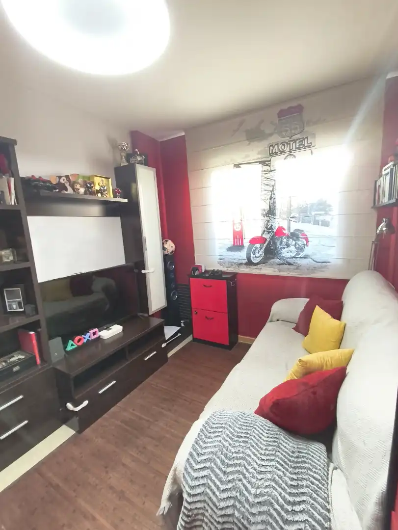 Living room of Flat for sale in Parla  with Air Conditioner, Heating and Terrace