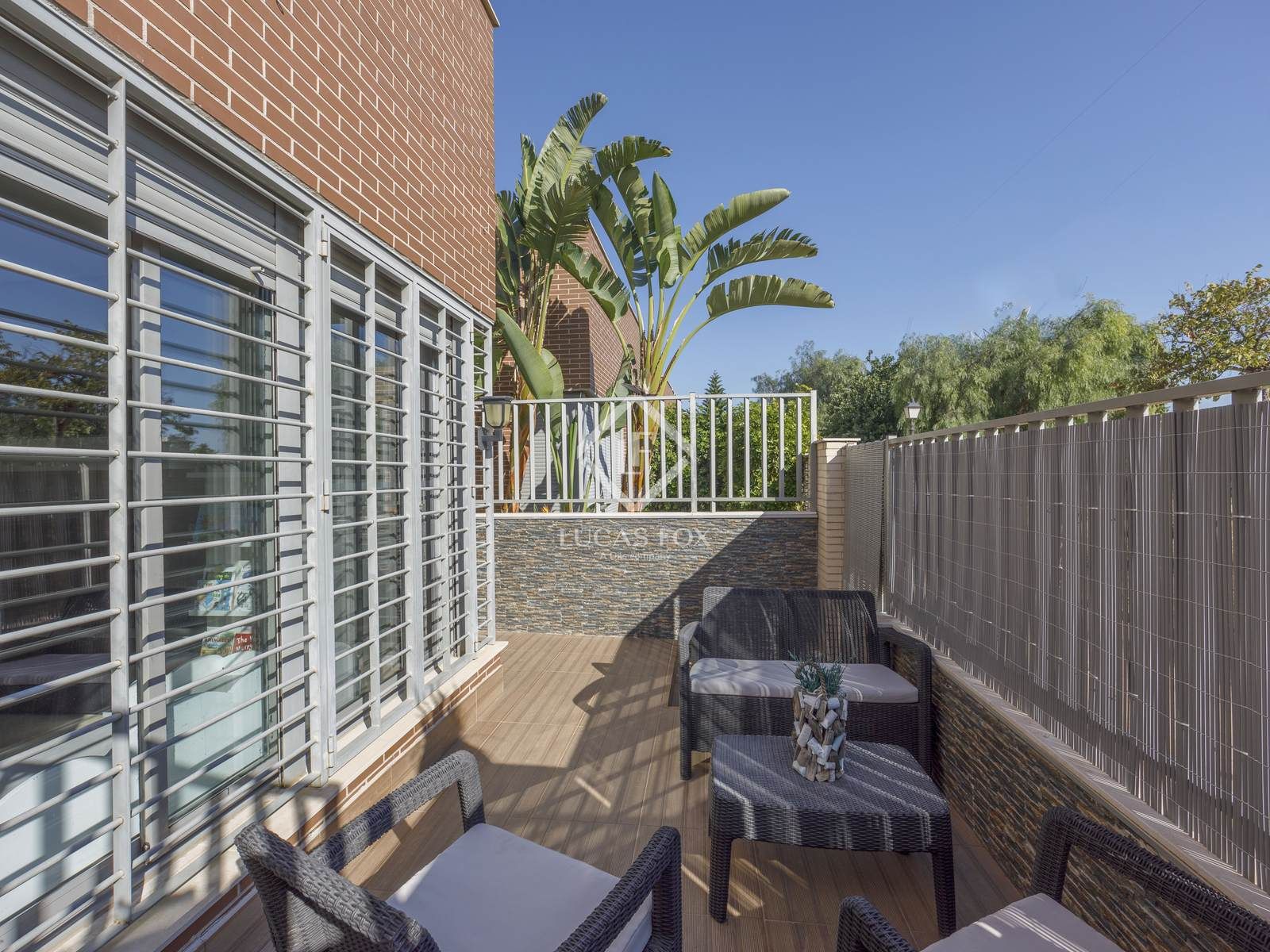 Terrassa de Casa o xalet de lloguer en San Antonio de Benagéber amb Aire condicionat, Terrassa i Piscina