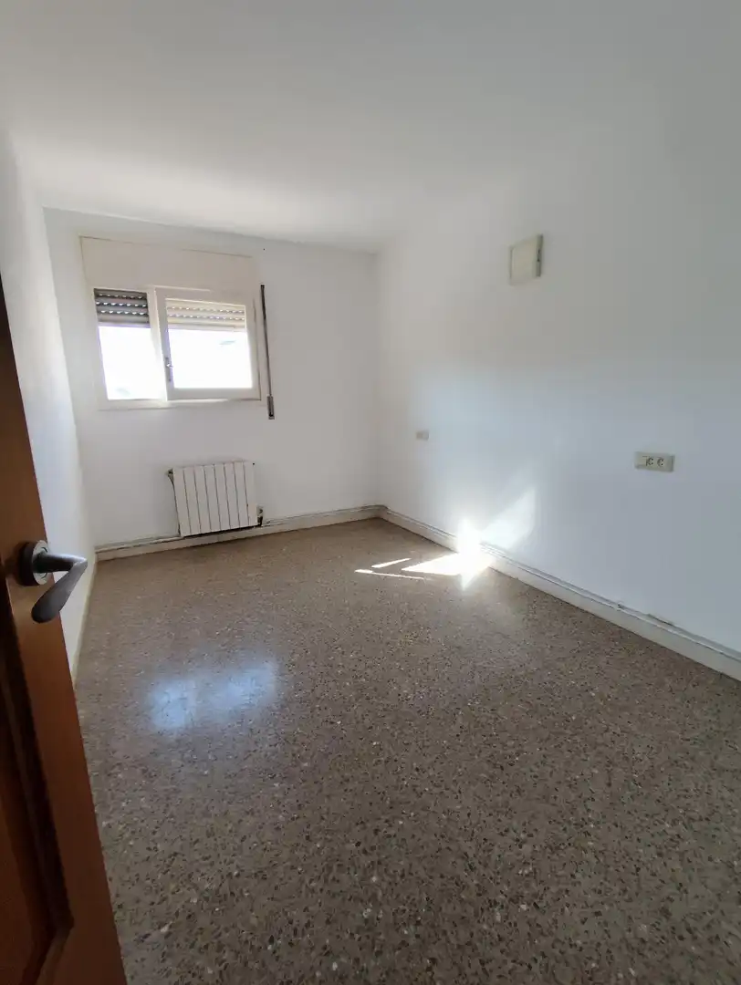 Schlafzimmer von Dachboden zum Verkauf in Sabadell mit Klimaanlage, Heizung und Terrasse