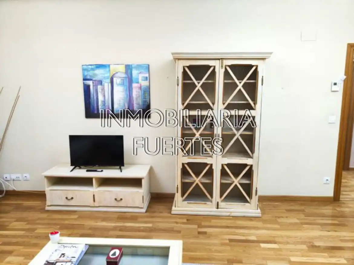Appartement compact avec ascenseur à louer à Calle el Paso, imagen 3