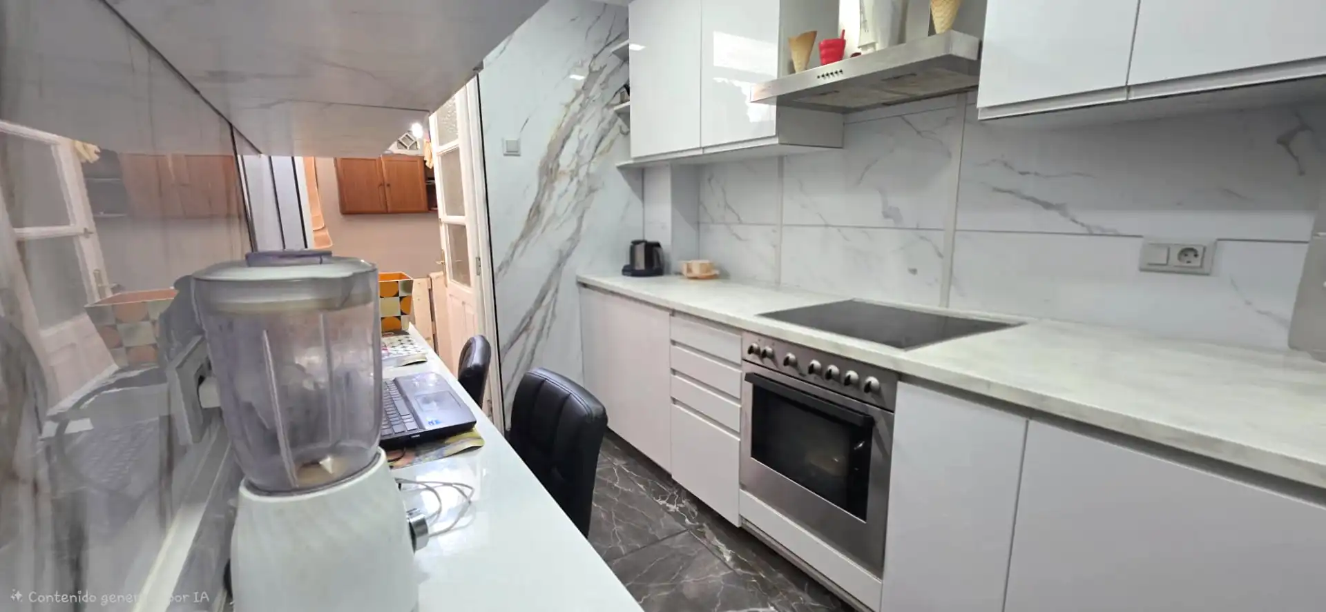 Cuina de Pis en venda en Ferrol amb Terrassa, Moblat i Forn
