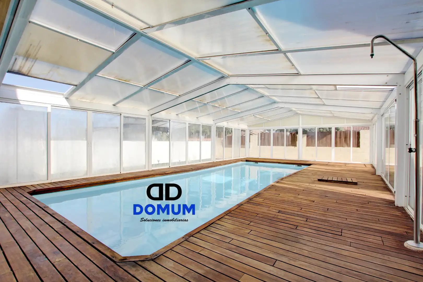 Piscina de Casa o xalet en venda en Nuevo Baztán amb Aire condicionat, Calefacció i Jardí privat