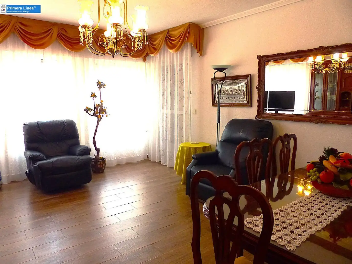Sala d'estar de Apartament en venda en Cartagena amb Aire condicionat, Moblat i Balcó