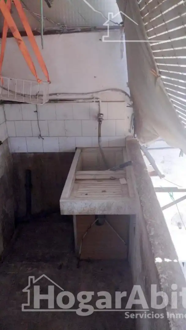 Bathroom of Flat for sale in Carcaixent  with Balcony
