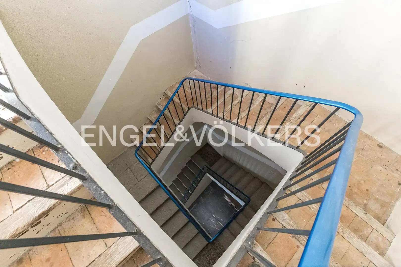 Einfamilien-Reihenhaus zum Verkauf in Tarragona mit Klimaanlage, Heizung und Balkon