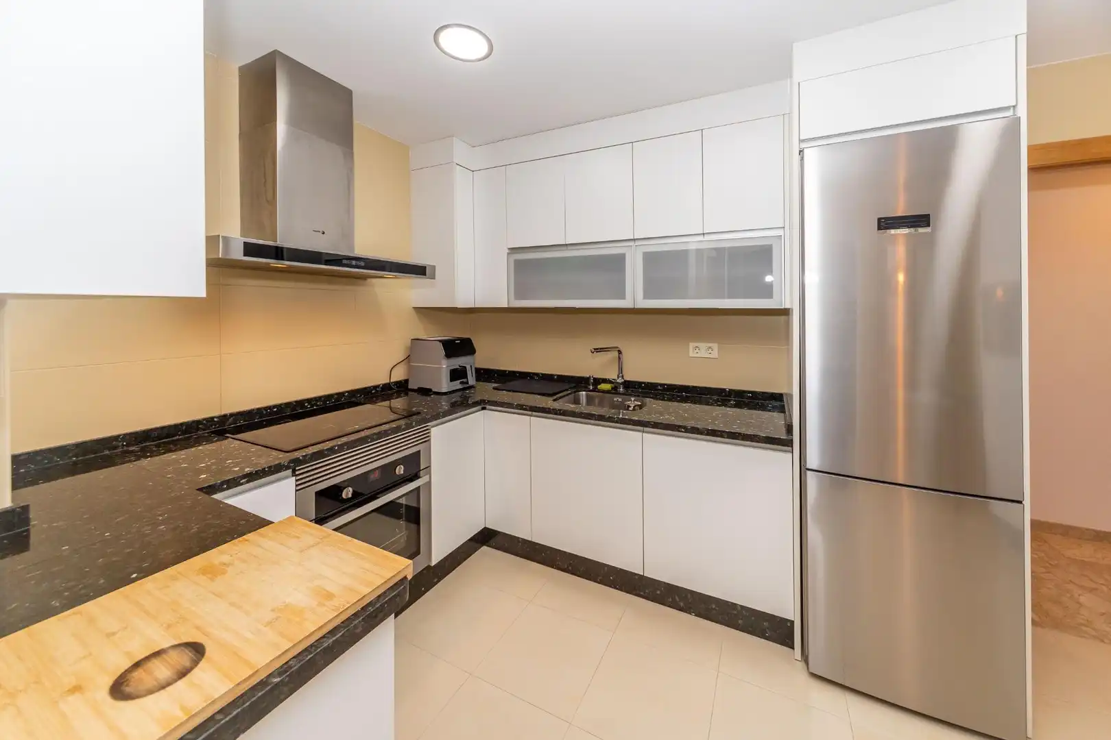 Kitchen of Flat for sale in Guadix