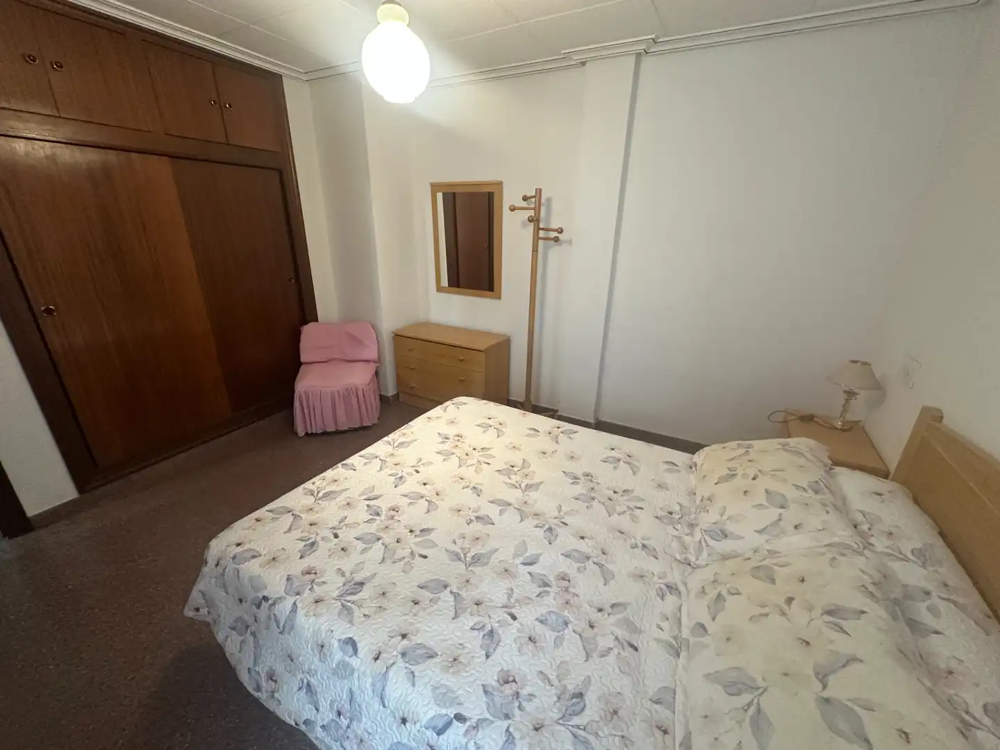 Habitación de Apartamento en venta en Torrevieja con Aire acondicionado, Terraza y Amueblado