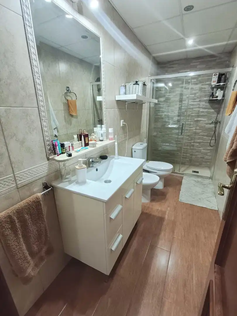 Baño de Piso en venta en Córdoba con Aire acondicionado, Terraza y Trastero