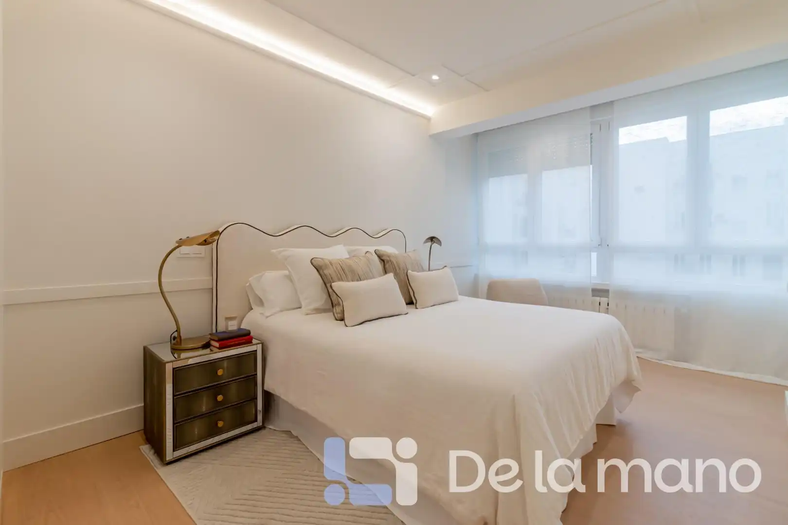 Habitación de Piso en venta en Madrid con Calefacción