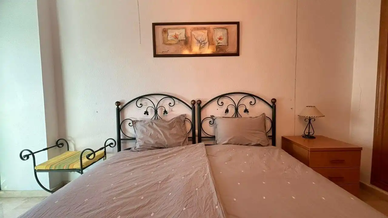 Dormitori de Apartament de lloguer en Villajoyosa / La Vila Joiosa amb Aire condicionat, Jardí privat i Terrassa