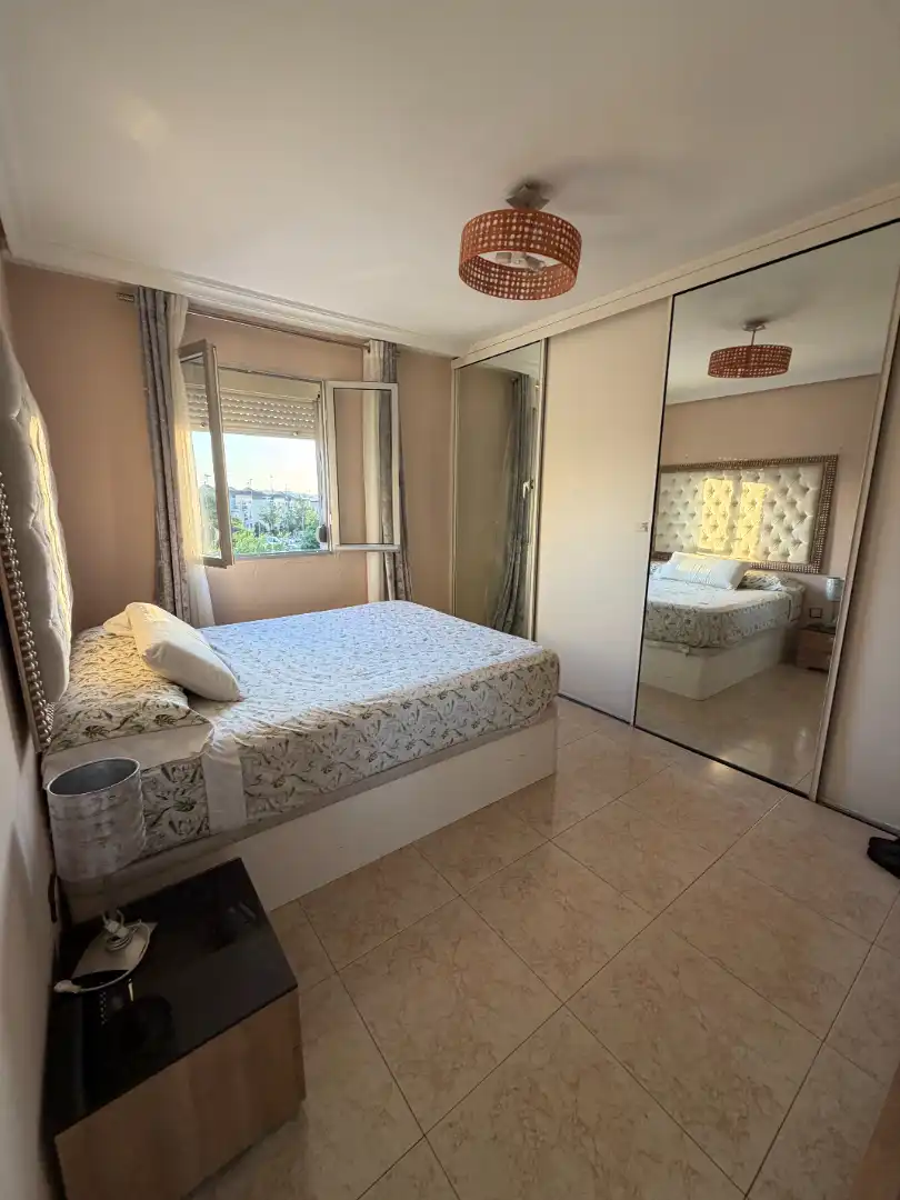 Habitación de Piso en venta en Sevilla con Aire acondicionado y Terraza