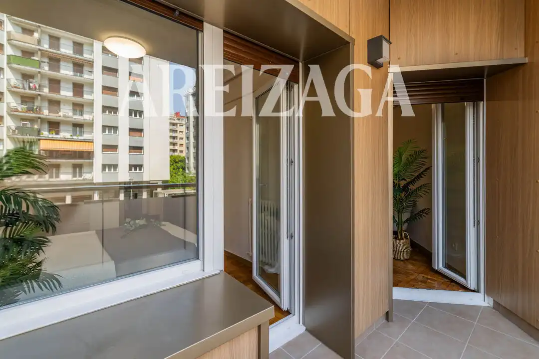 Terraza de Piso en venta en Donostia - San Sebastián  con Calefacción, Terraza y Balcón