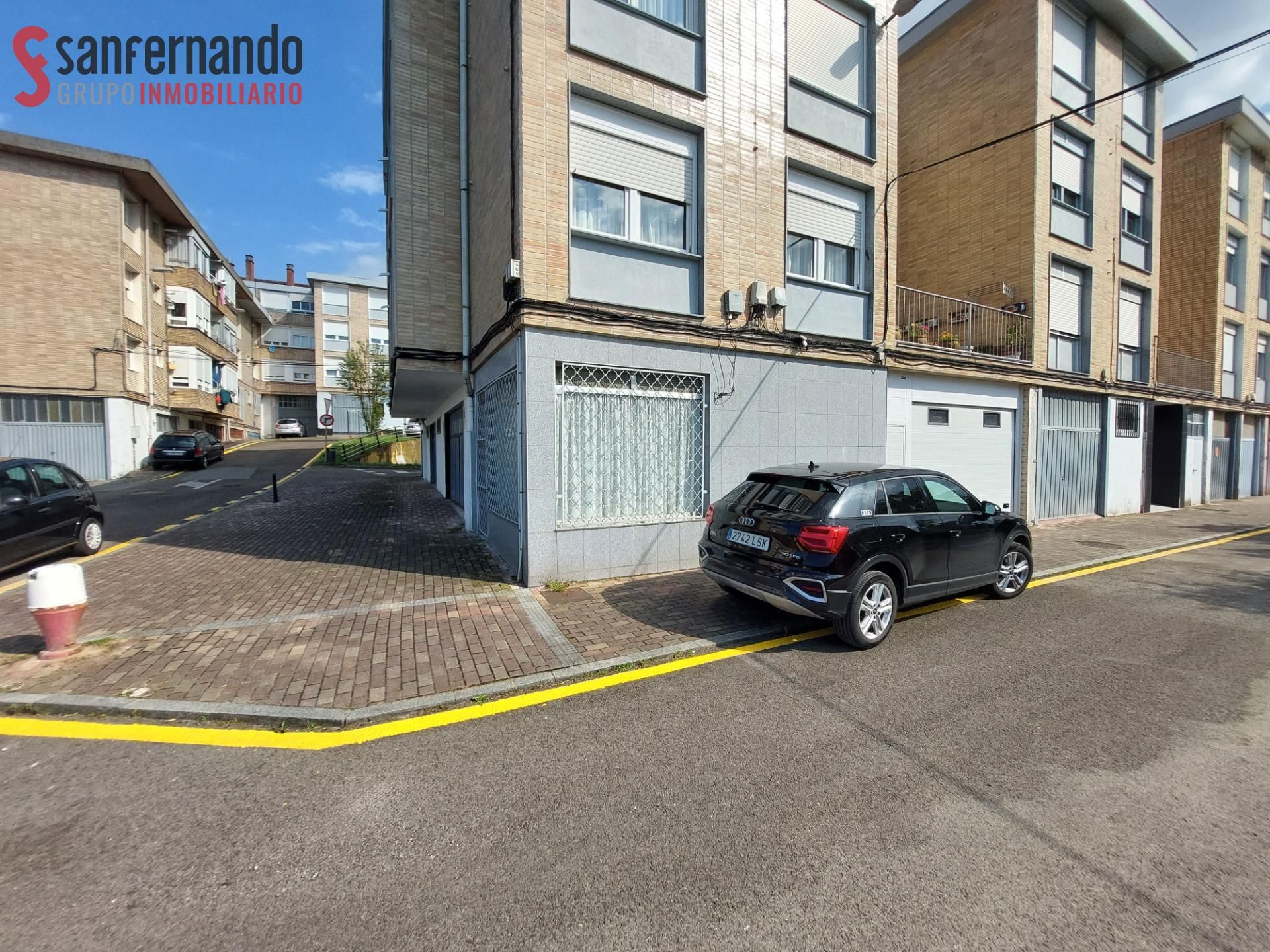 Aparcament de Local en venda en Torrelavega 