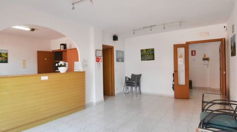 Photo 3 of Flat for sale in Avenida Condes de San Isidro, Puerto Deportivo, Fuengirola