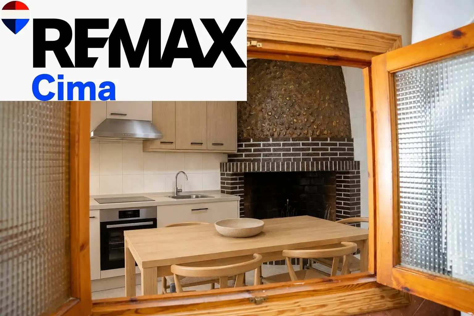 Houses for sale in Zújar  with Air Conditioner, Heating and Furnished