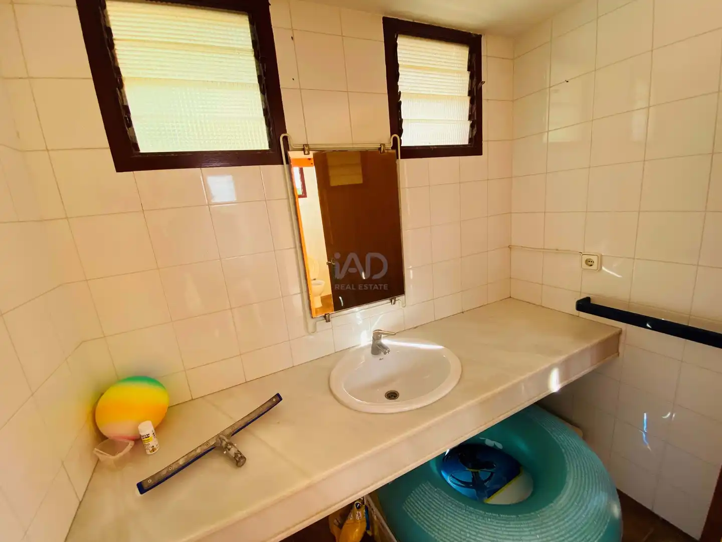 Bathroom of Houses for sale in Alicante / Alacant  with Air Conditioner, Heating and Terrace