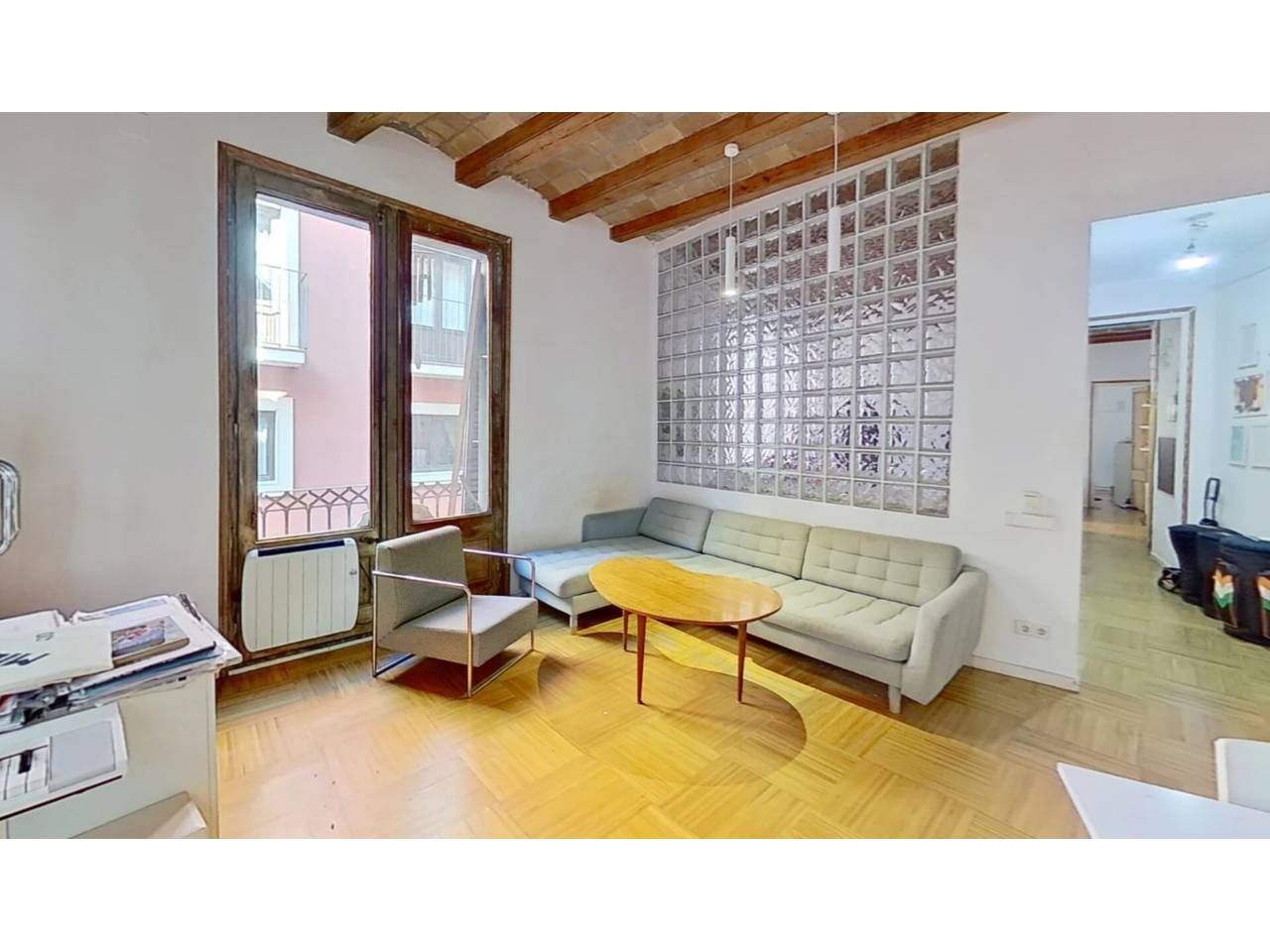 Living room of Flat for sale in  Barcelona Capital  with Balcony