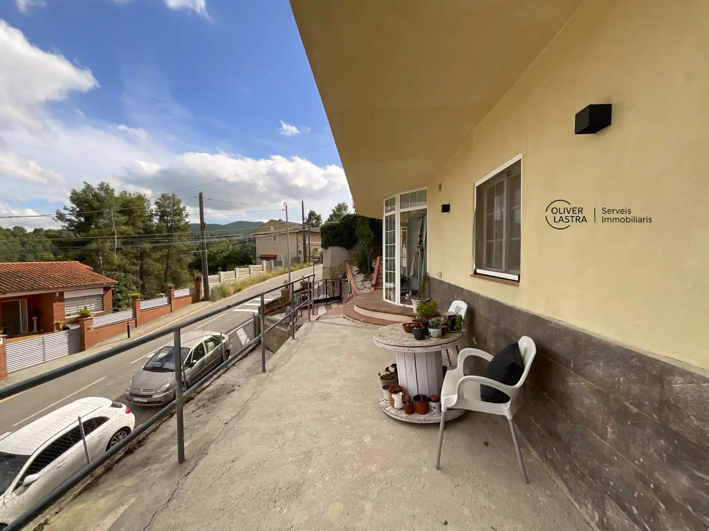Vista exterior de Casa o chalet en venta en Corbera de Llobregat con Aire acondicionado, Jardín privado y Parquet