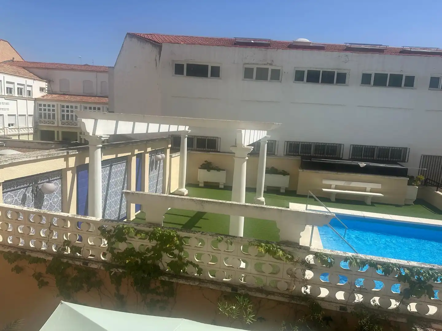 Piscina de Apartamento de alquiler en Ciudad Real con Aire acondicionado, Calefacción y Amueblado