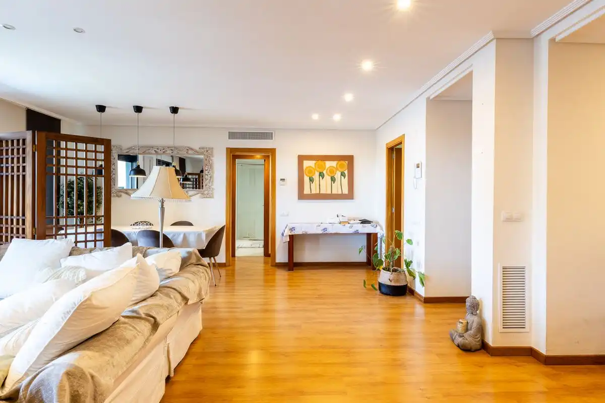 Wohnzimmer von Wohnung zur Miete in Alboraya mit Klimaanlage, Heizung und Privatgarten