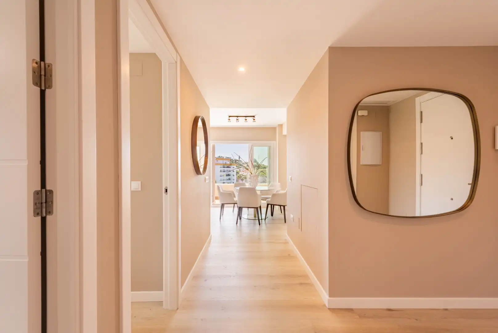 Apartament amb terrassa en venda a Nueva Andalucía, imagen 3