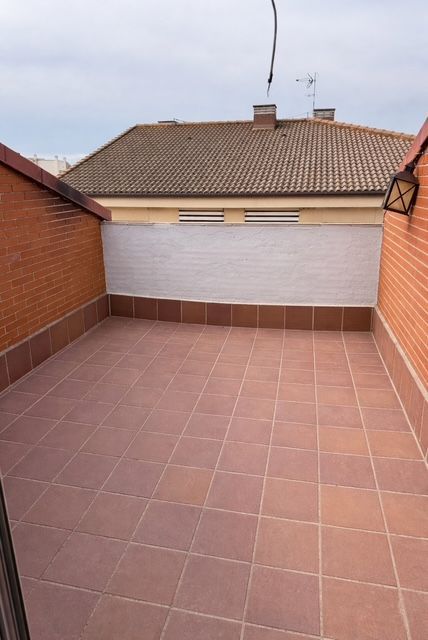 Terrace of Attic for sale in Camarena  with Air Conditioner, Heating and Terrace