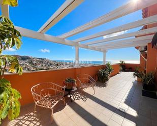 Vista exterior de Àtic en venda en Rincón de la Victoria amb Terrassa, Traster i Piscina