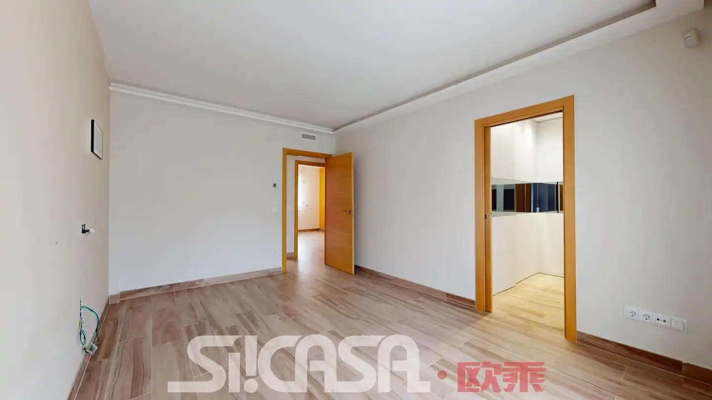 Semi-detached house with pool for sale in Parla Este, imagen 15