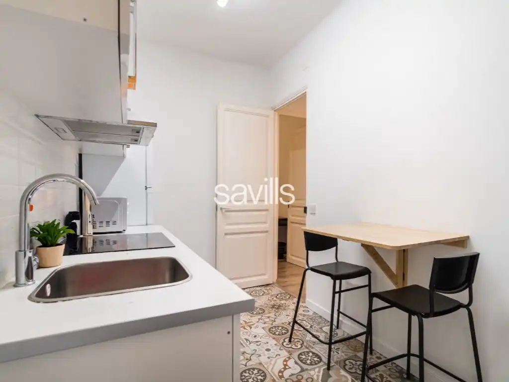 Küche von Wohnungen zum Verkauf in Barcelona mit Möbliert und Balkon